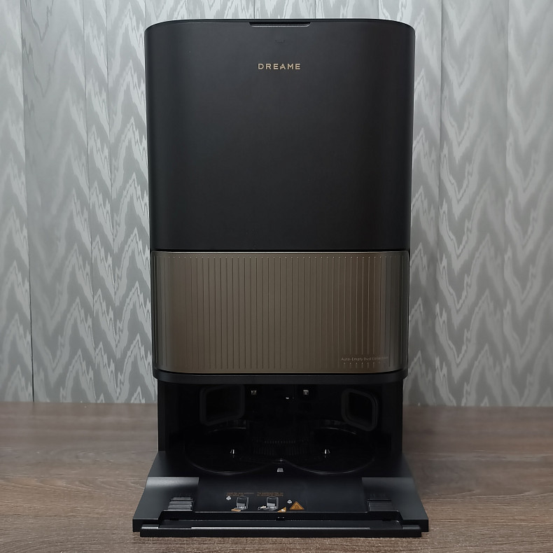 Робот-пилосос миючий Dreame L40s Pro Ultra Black -- Уціінка