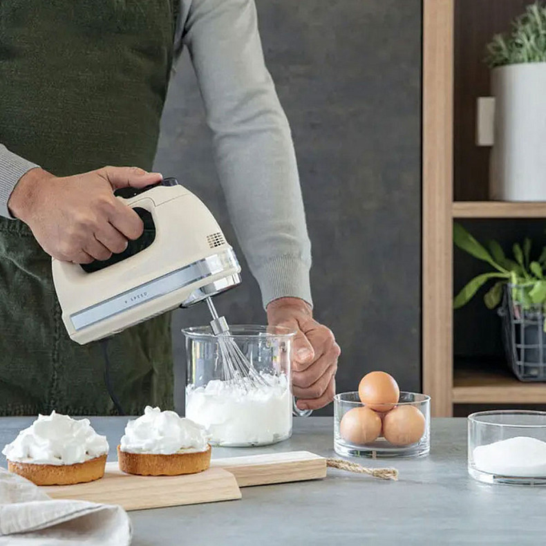 Миксер KitchenAid 5KHM9212EAC ручной 9 скоростей кремовый