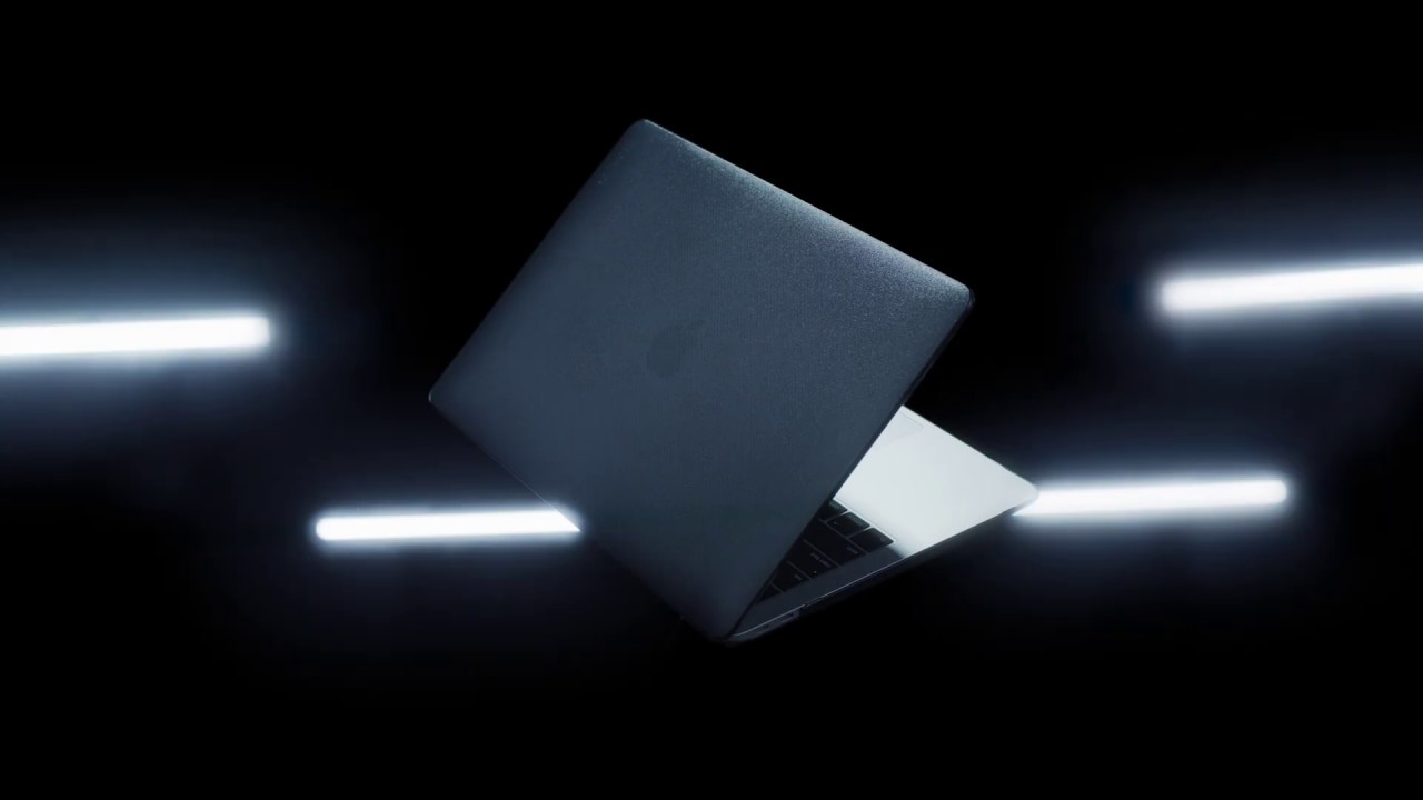 Чохол Incase Hardshell Dots Case (INMB200629-CLR)